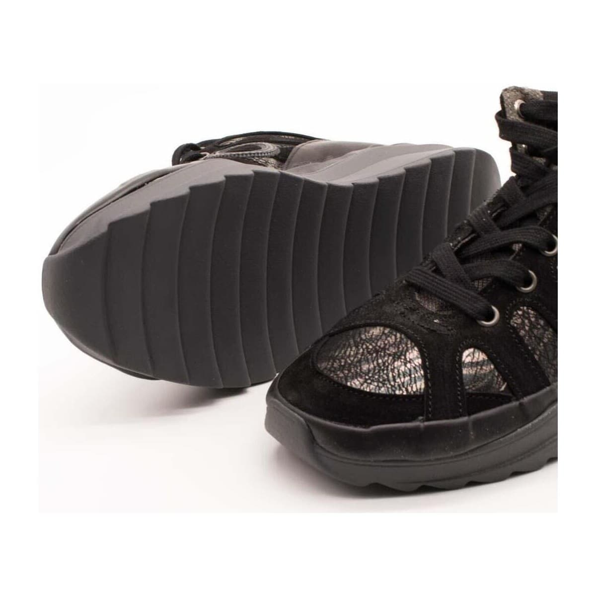 Women's Sneakers Aro Black