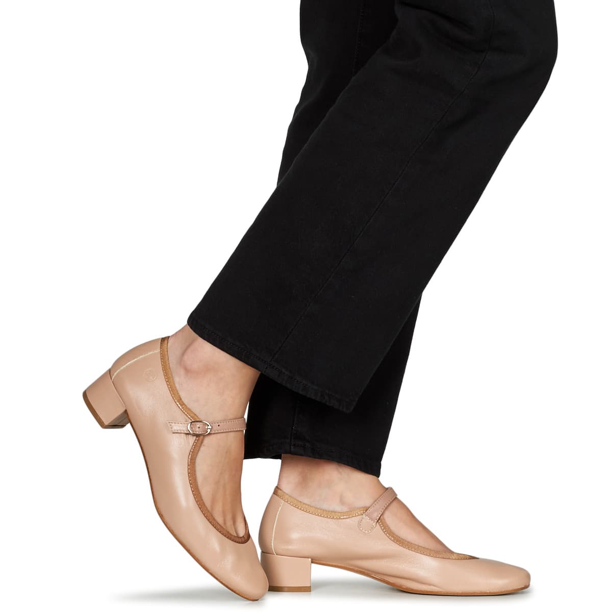 Women's Ballet Flats Betty London Beige