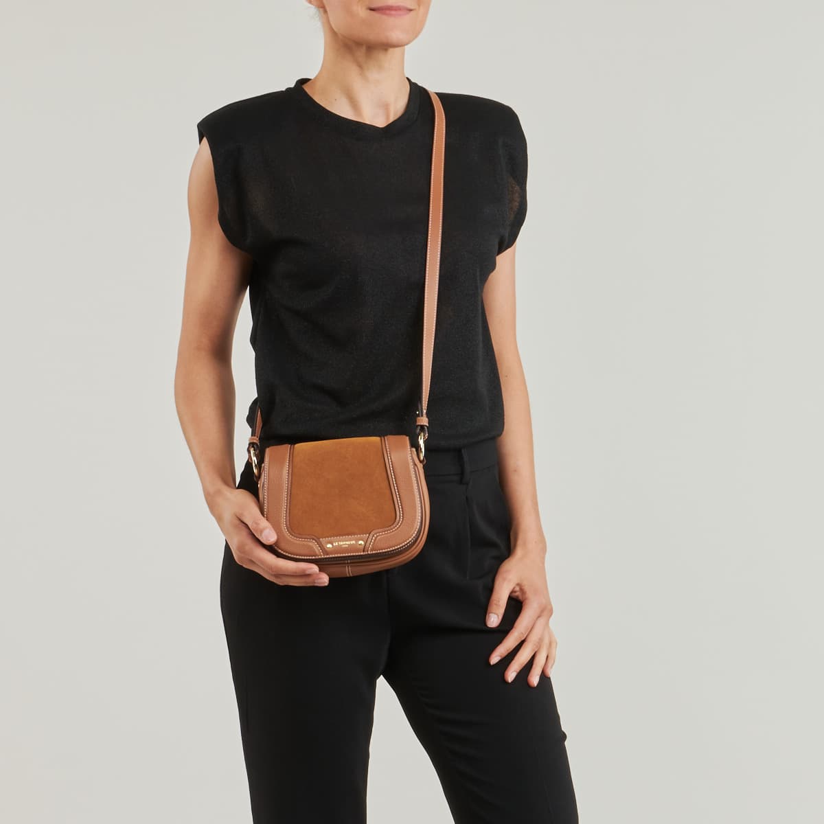 Women's Shoulder Bags Le Tanneur Brown