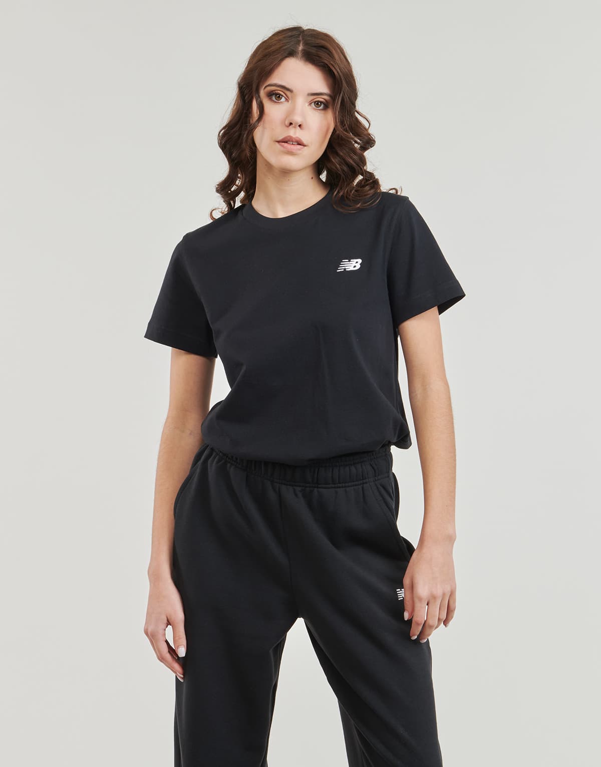 Women's T-Shirts New Balance Black