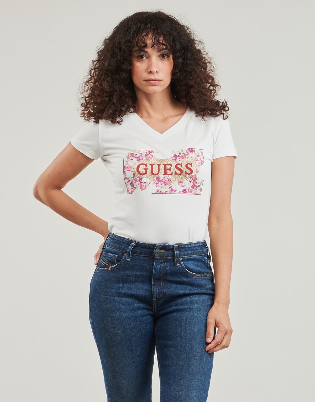 Women's T-Shirts Guess White