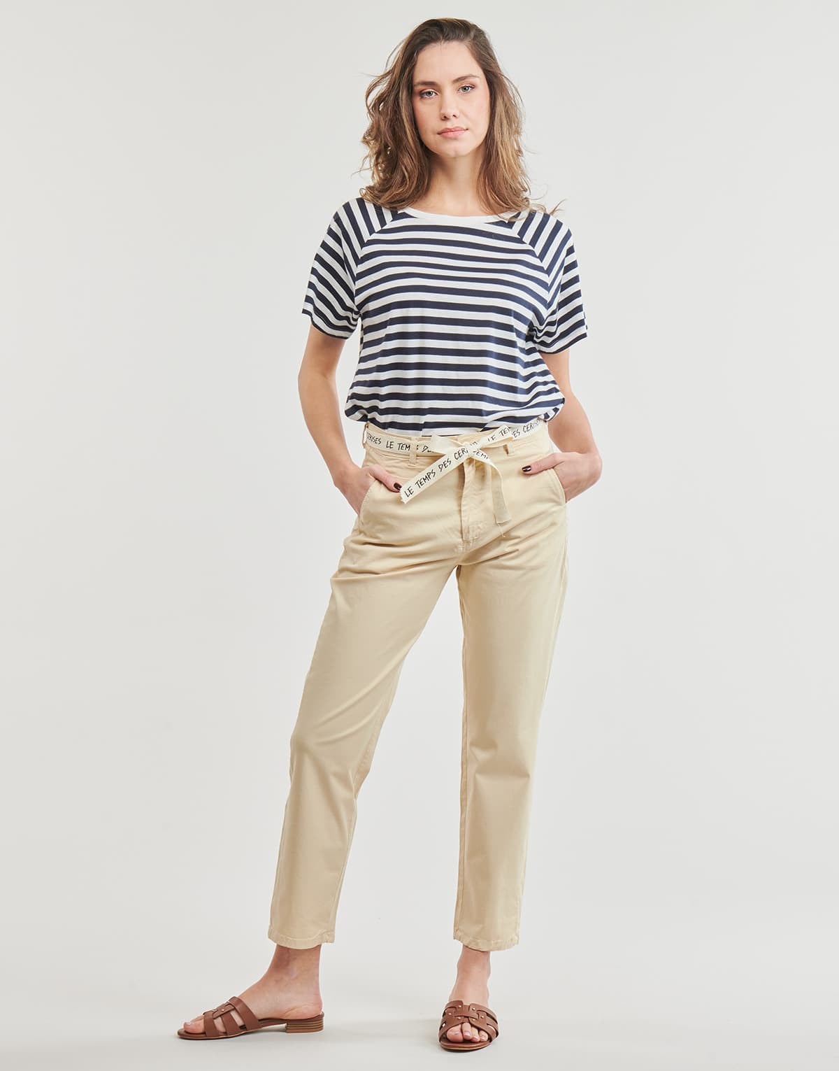 Women's Pants Le Temps des Cerises Beige