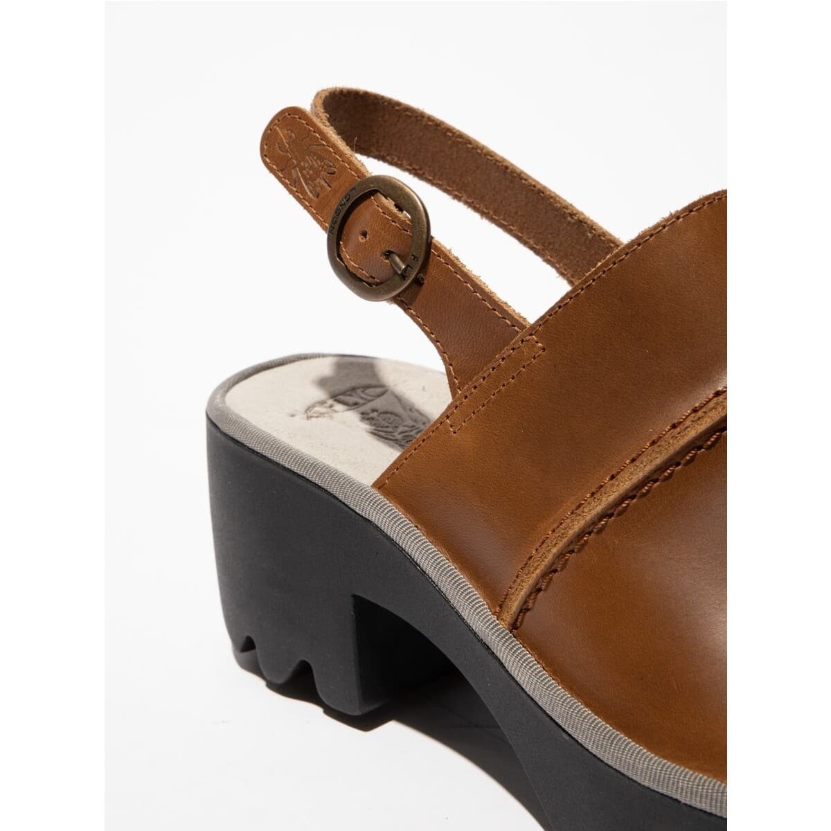 Women's Pumps Fly London Brown