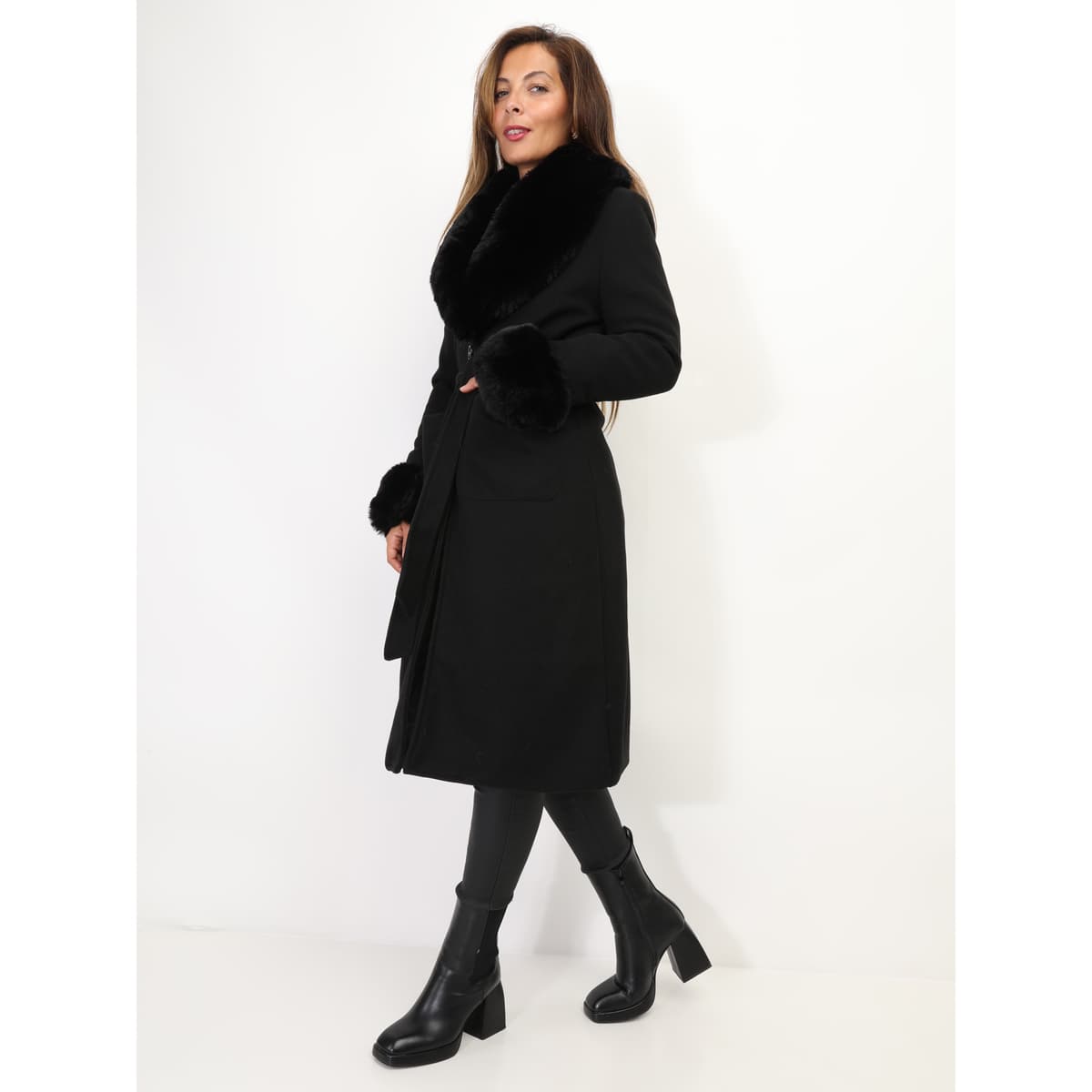 Women's Coats La Modeuse Black