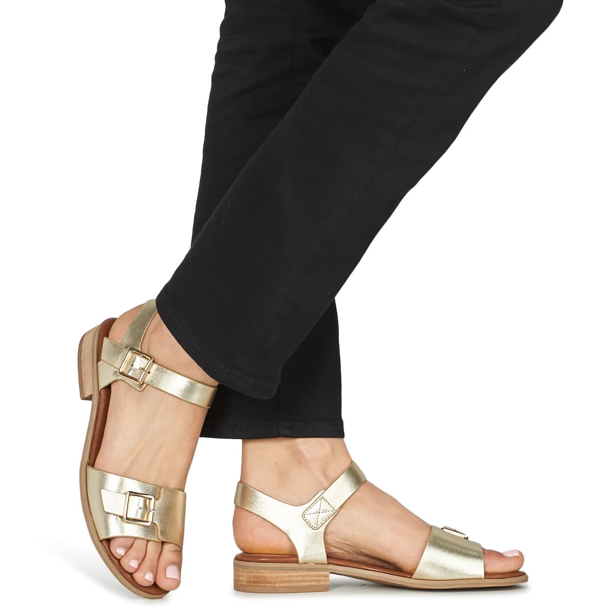 Women's Sandals Kickers Gold