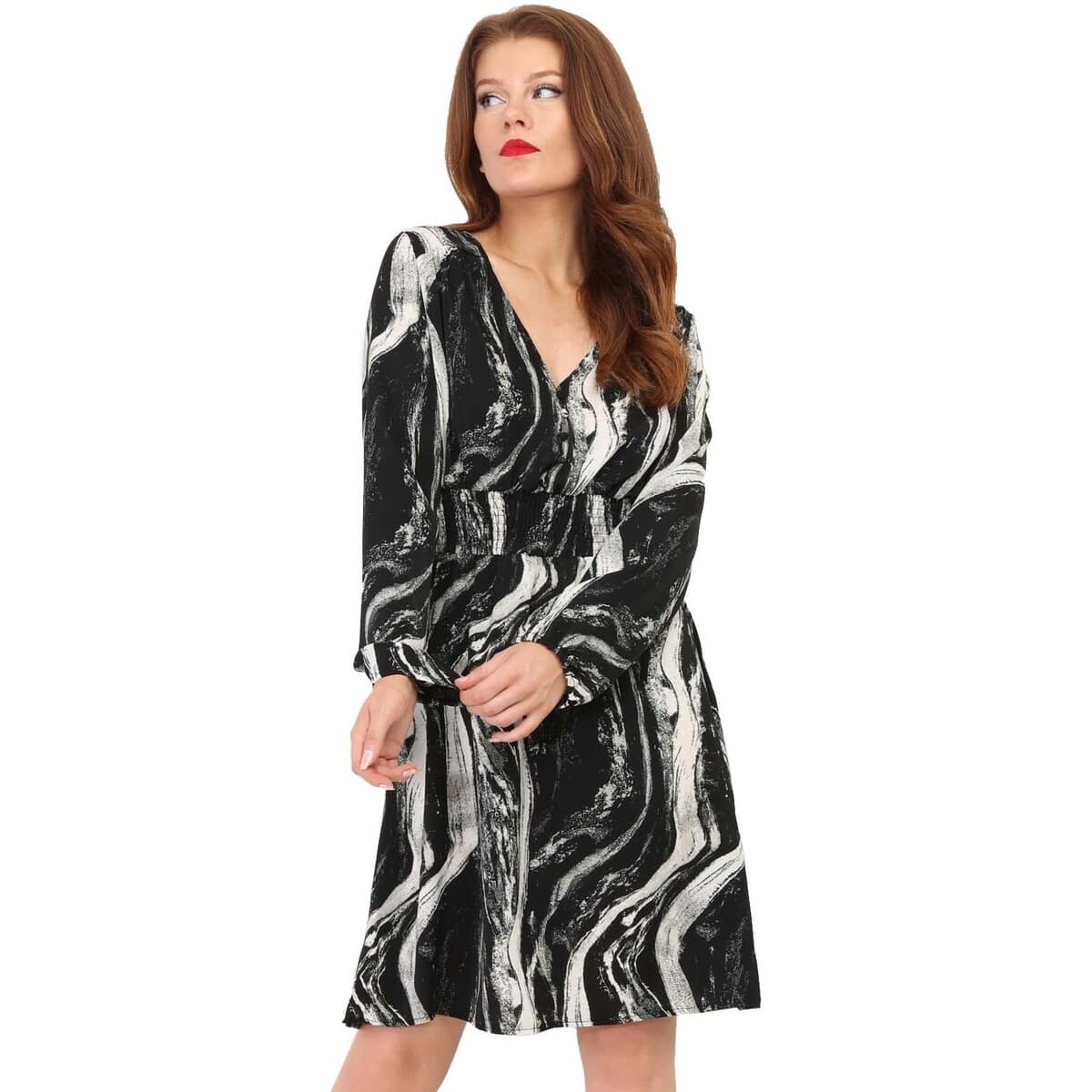 Φορέματα La Modeuse 69020_P160904