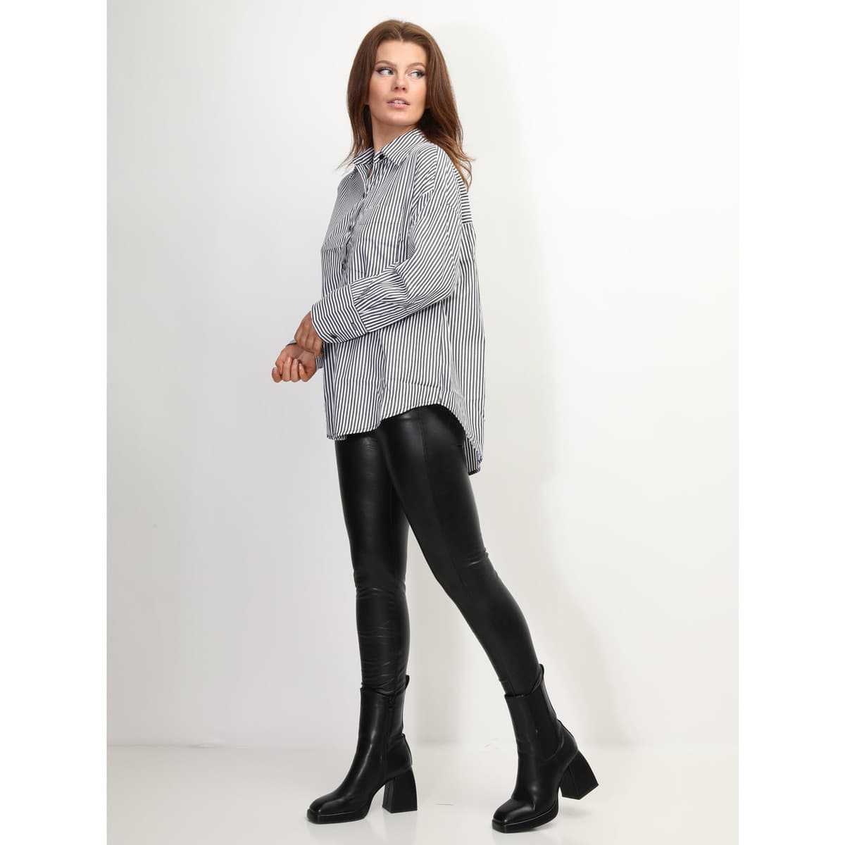 Women's Shirts La Modeuse Black