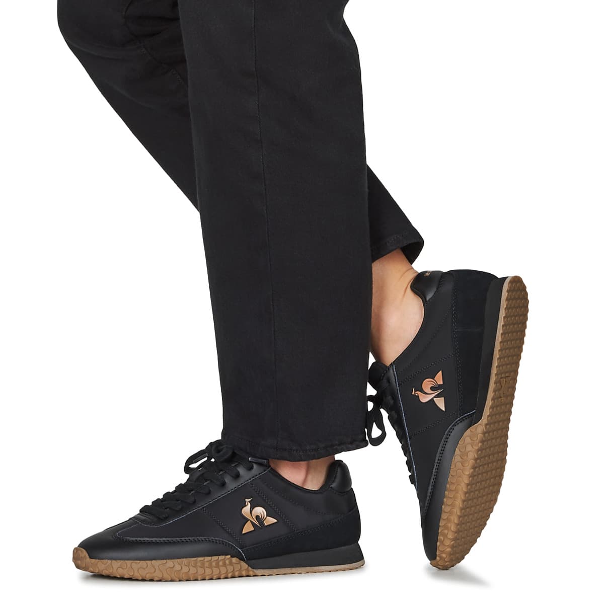 Women's Sports Shoes Le Coq Sportif Black