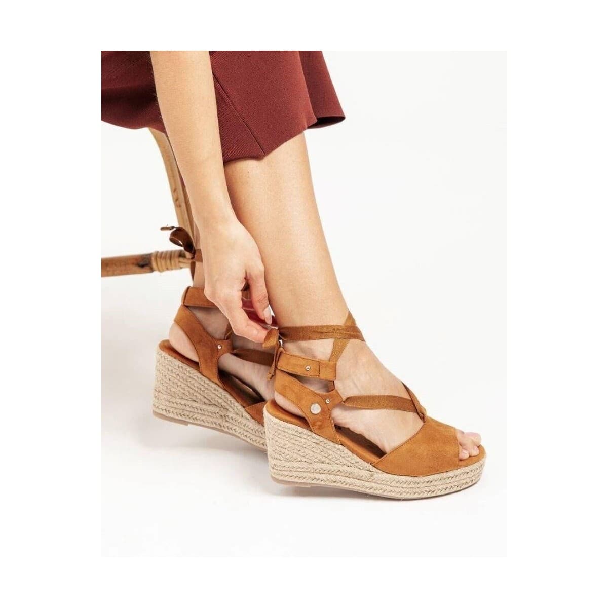 Women's Platforms Refresh Brown