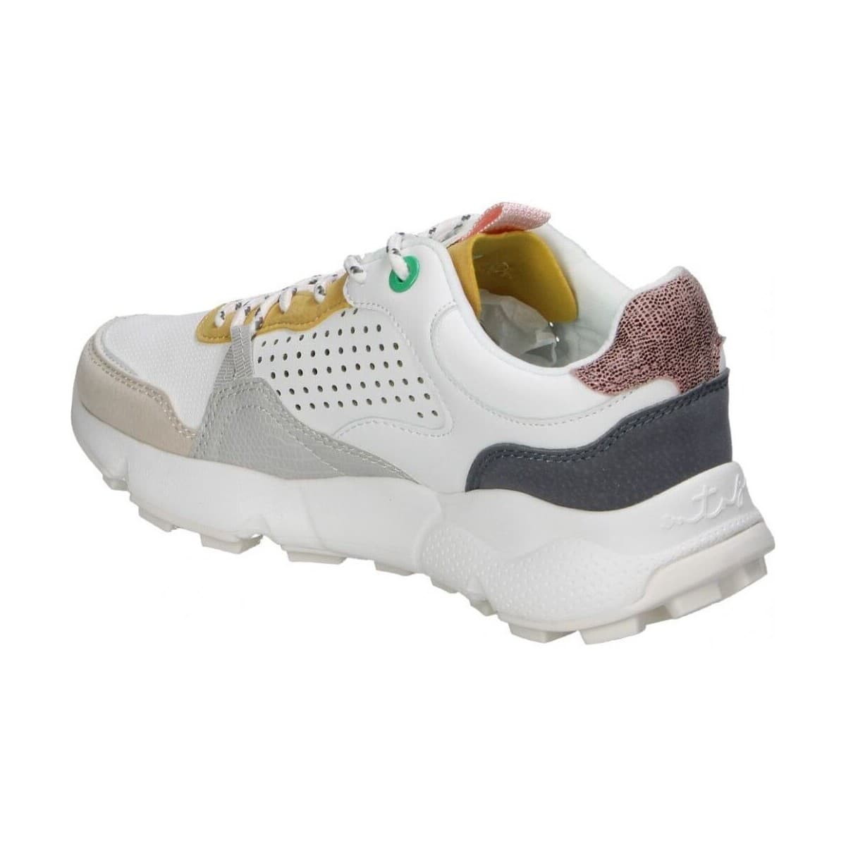 Women's Gym Shoes MTNG White