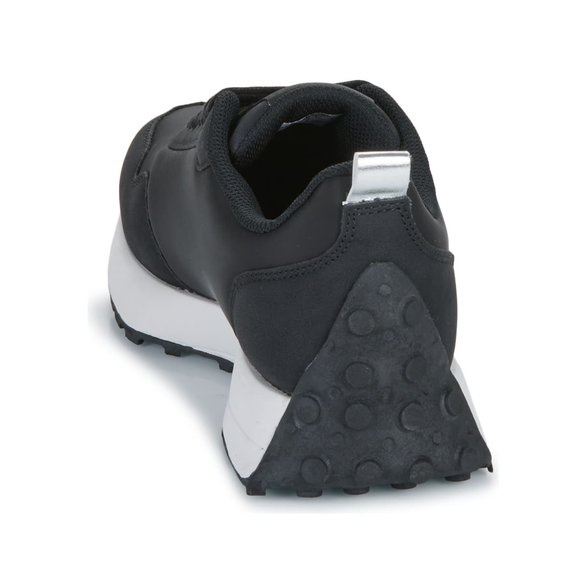 Women's Sneakers Le Temps des Cerises Black