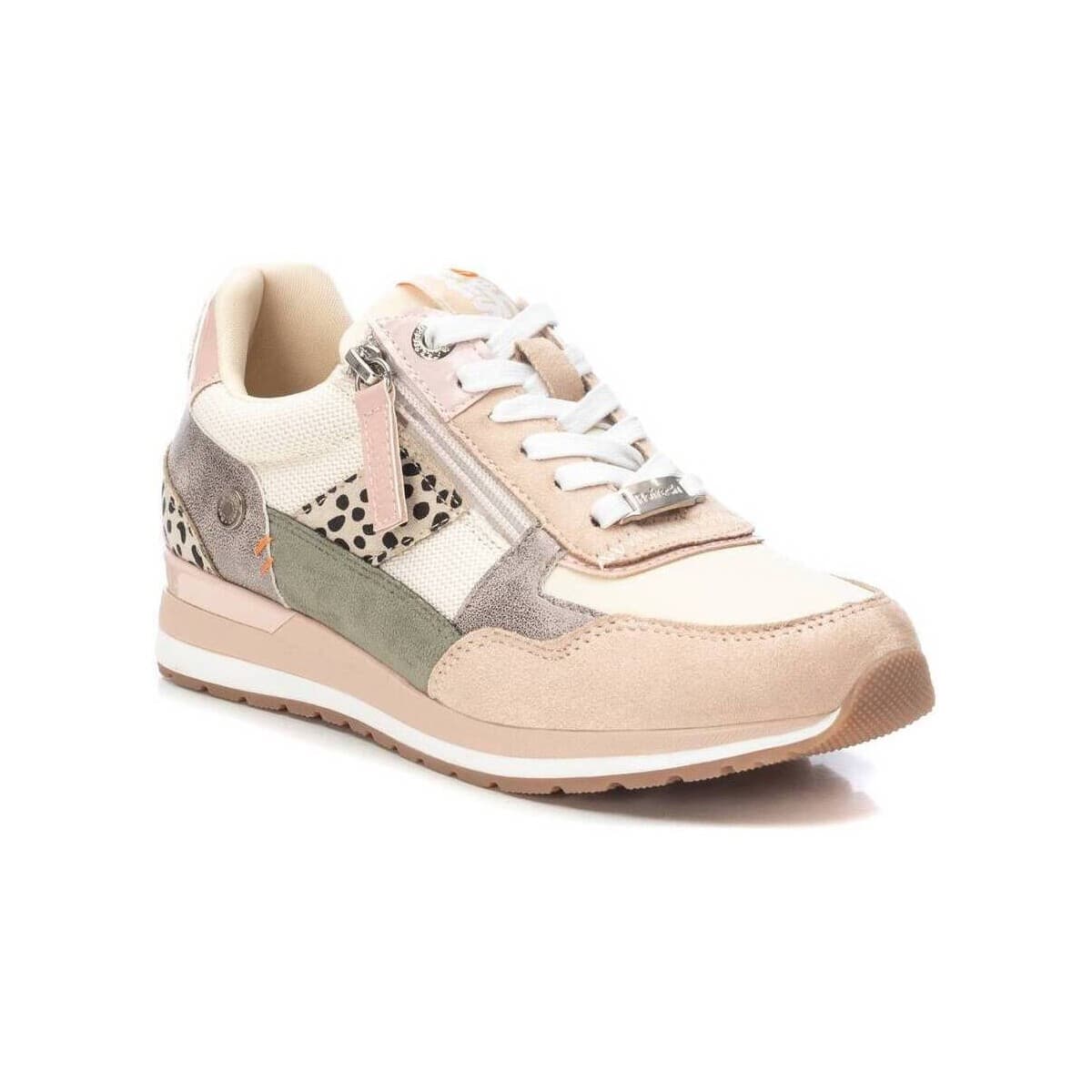 Women's Sneakers Refresh Brown