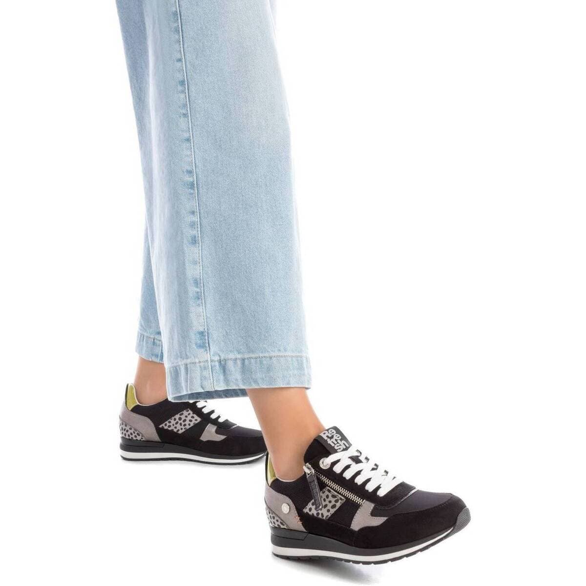 Women's Sneakers Refresh Black