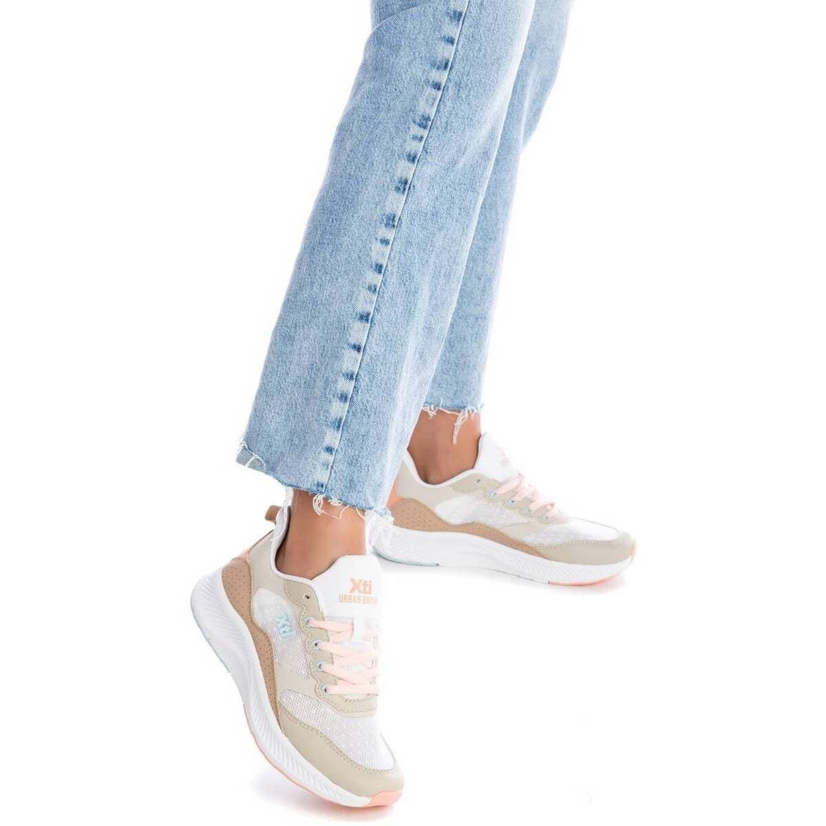 Women's Sneakers Xti Brown