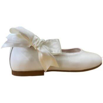 Women's Ballet Flats Titanitos Beige