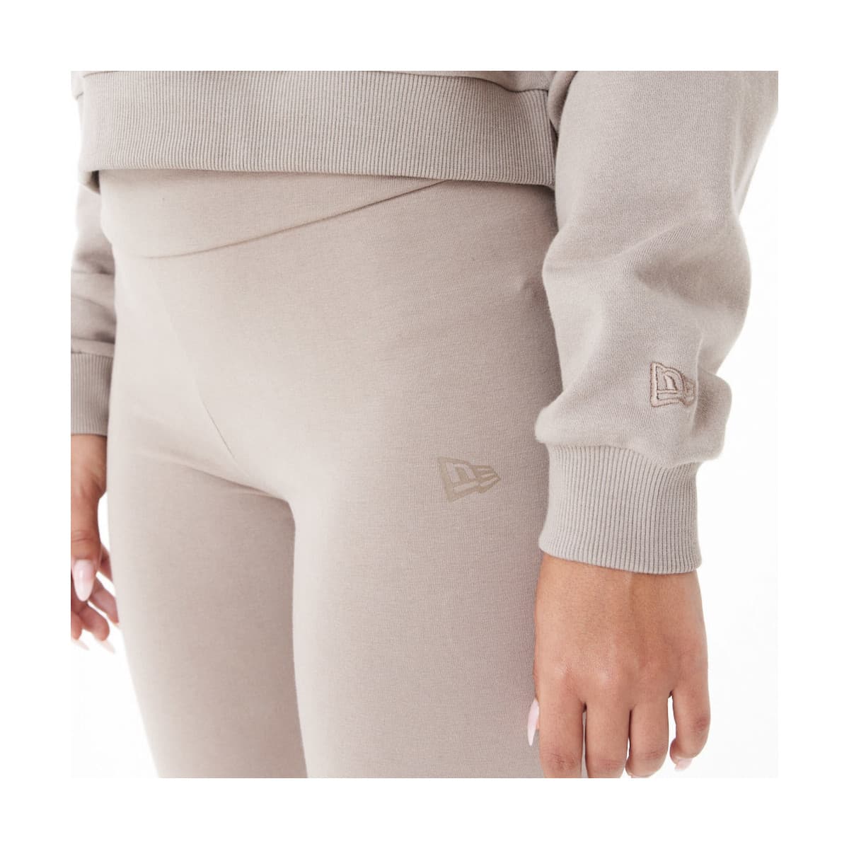 Women's Sports T-Shirts New-Era Brown