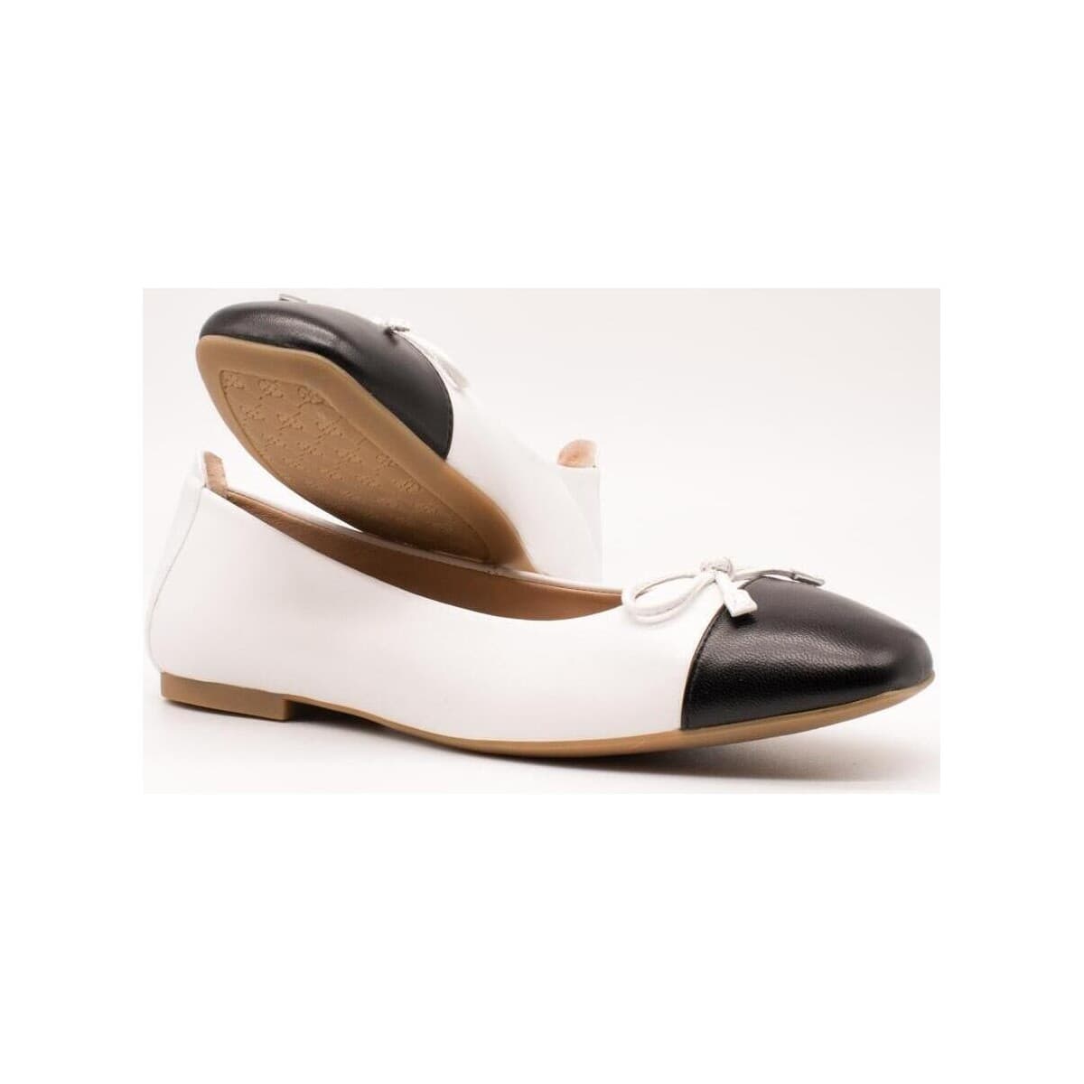 Women's Ballet Flats Unisa White