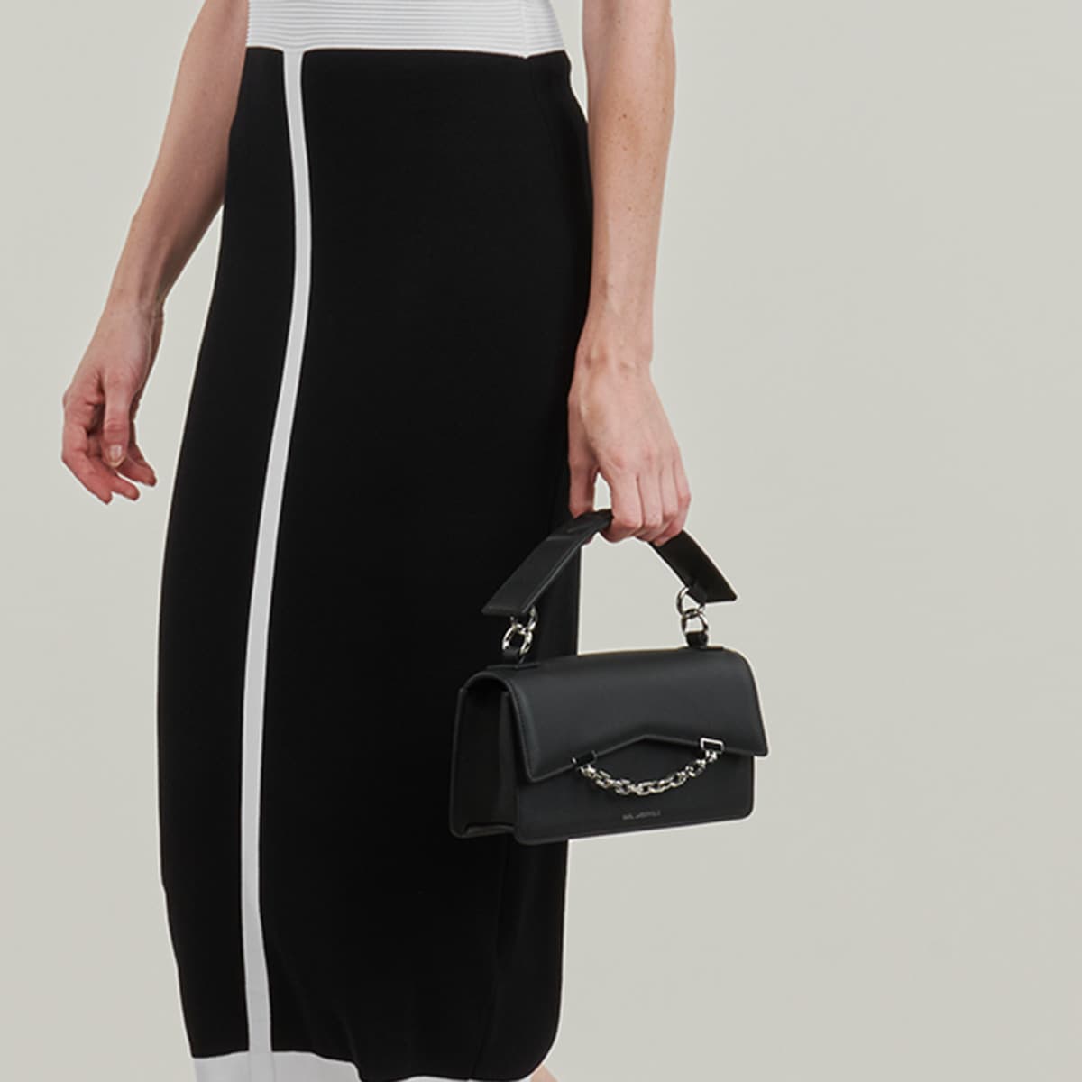 Women's Handbags Karl Lagerfeld Black