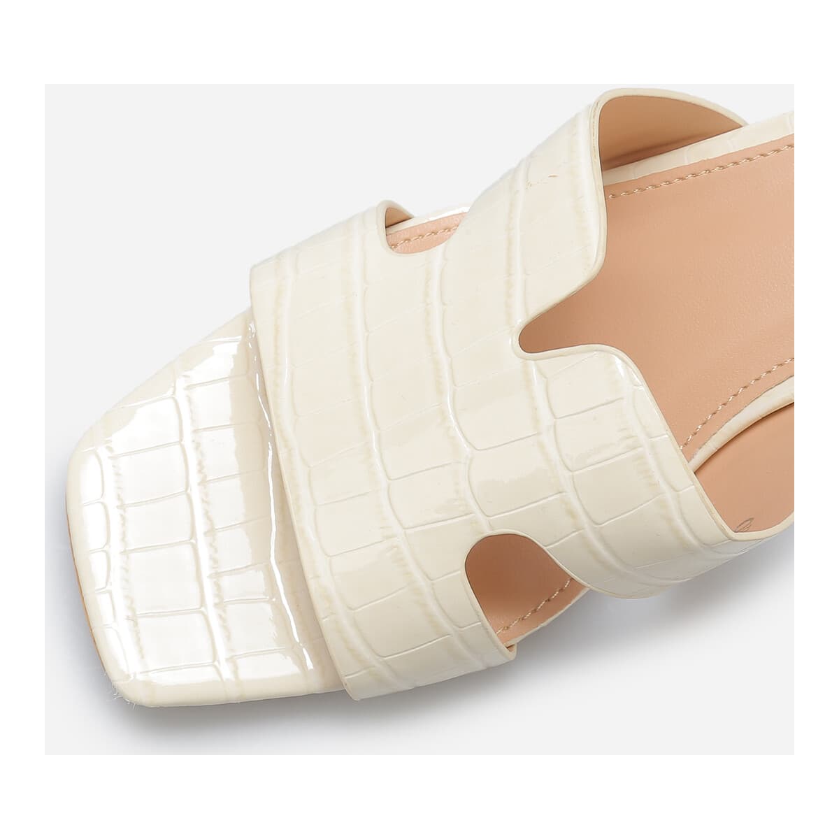 Women's Flip Flops La Modeuse Beige