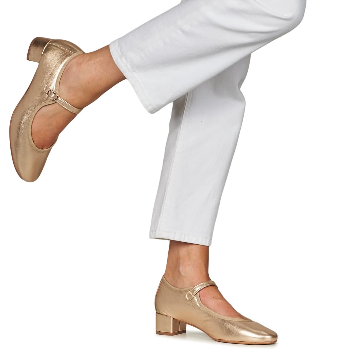 Women's Ballet Flats Betty London Gold