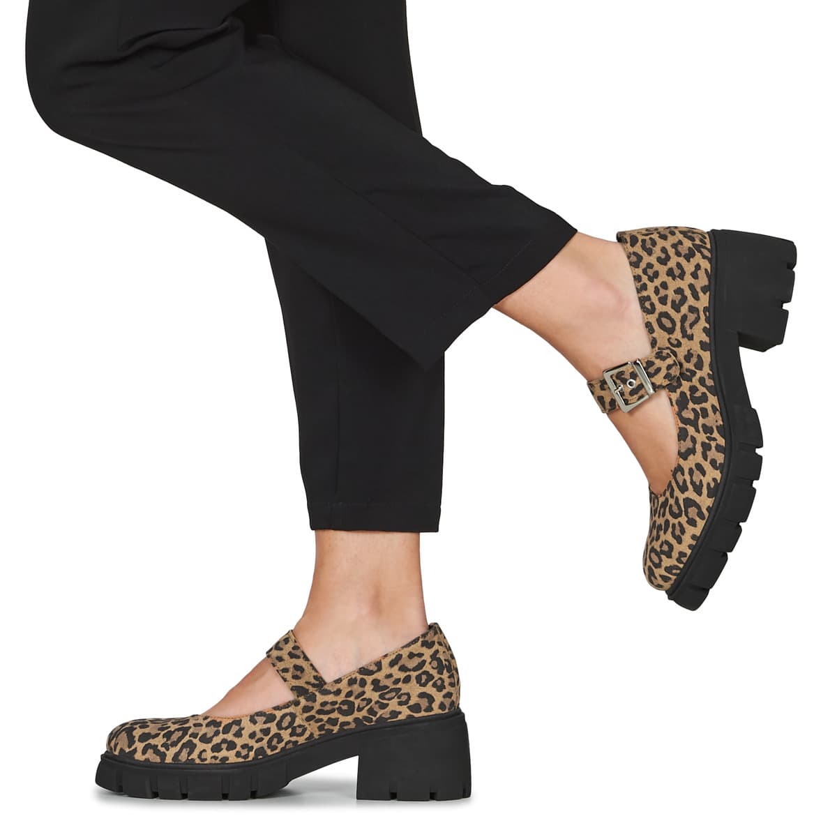 Women's Ballet Flats Betty London Brown