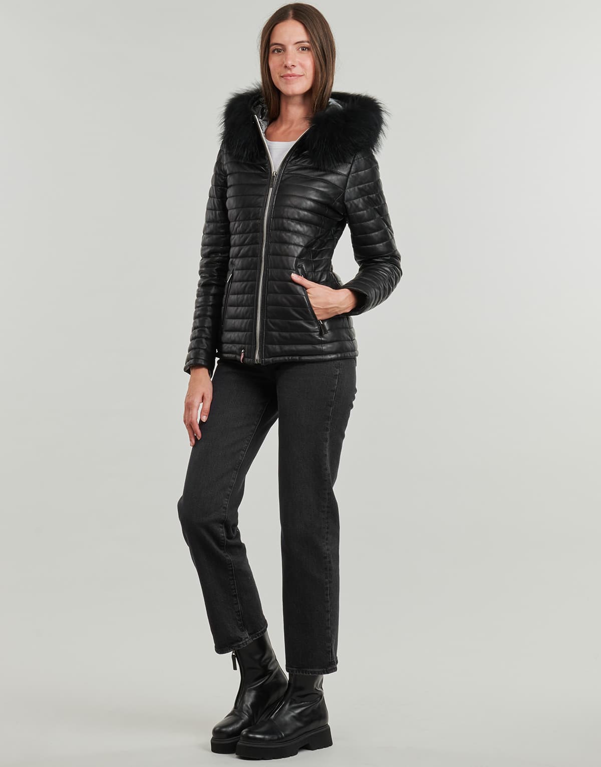 Women's Jackets Oakwood Black