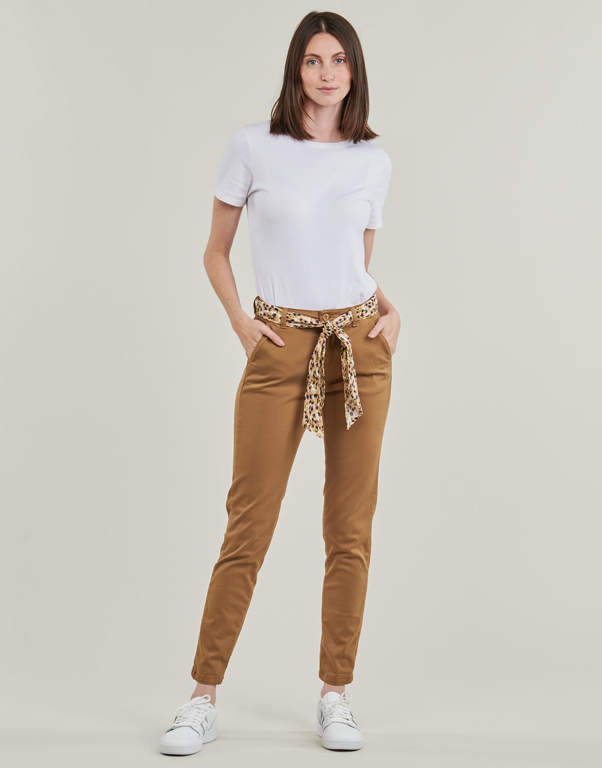 Women's Pants Le Temps des Cerises Beige
