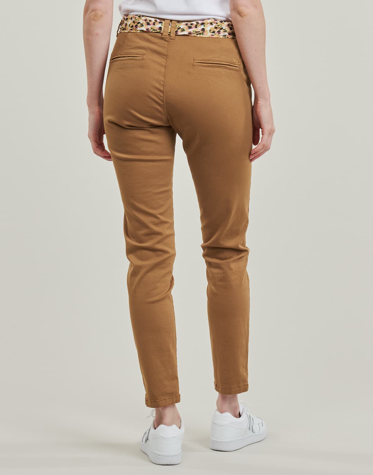 Women's Pants Le Temps des Cerises Beige