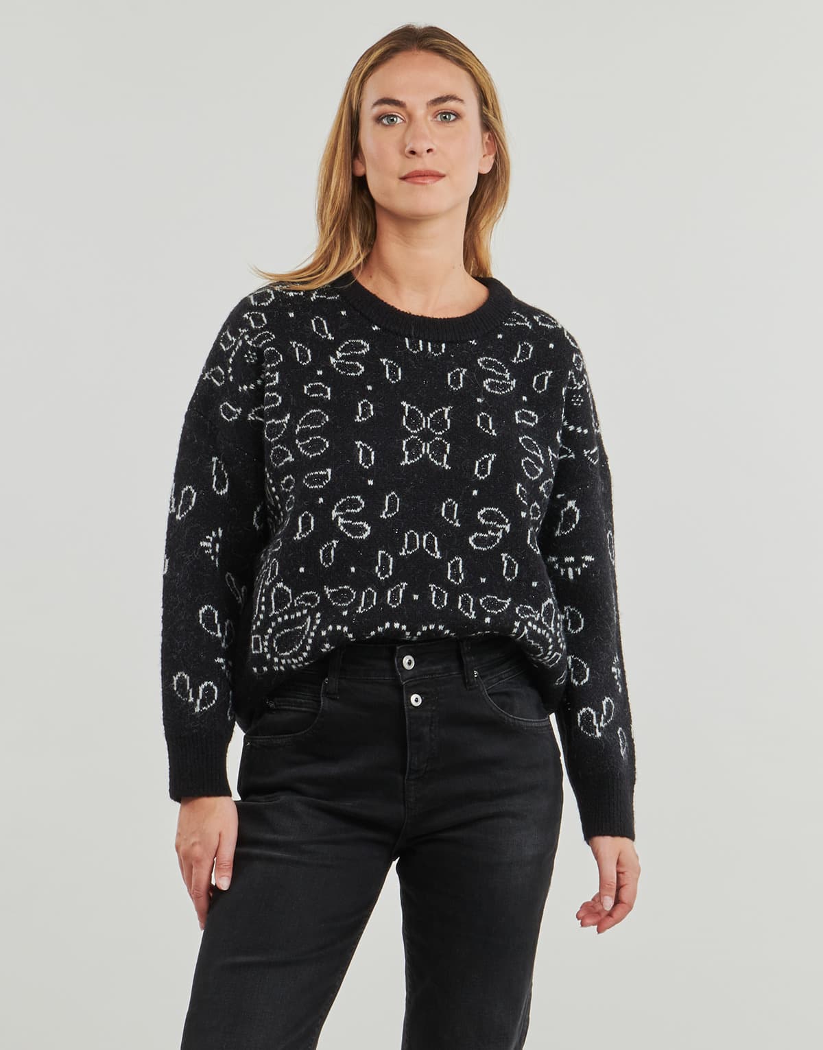 Women's Sweaters Le Temps des Cerises Black