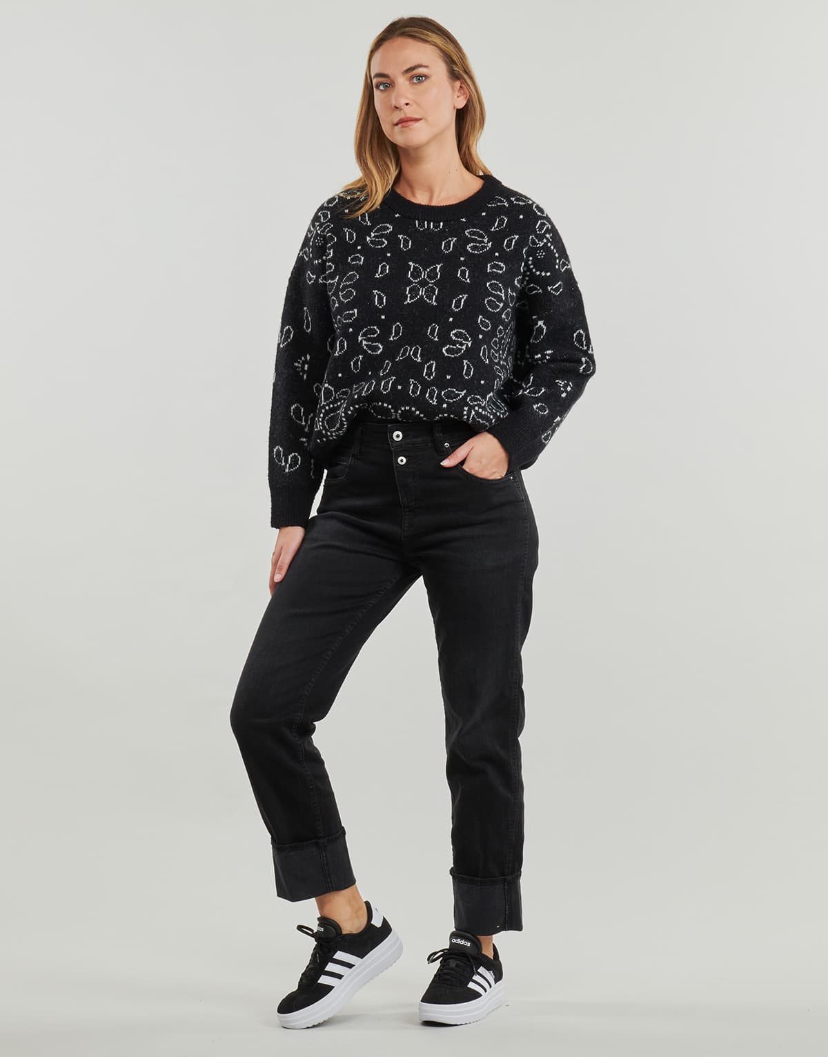 Women's Sweaters Le Temps des Cerises Black