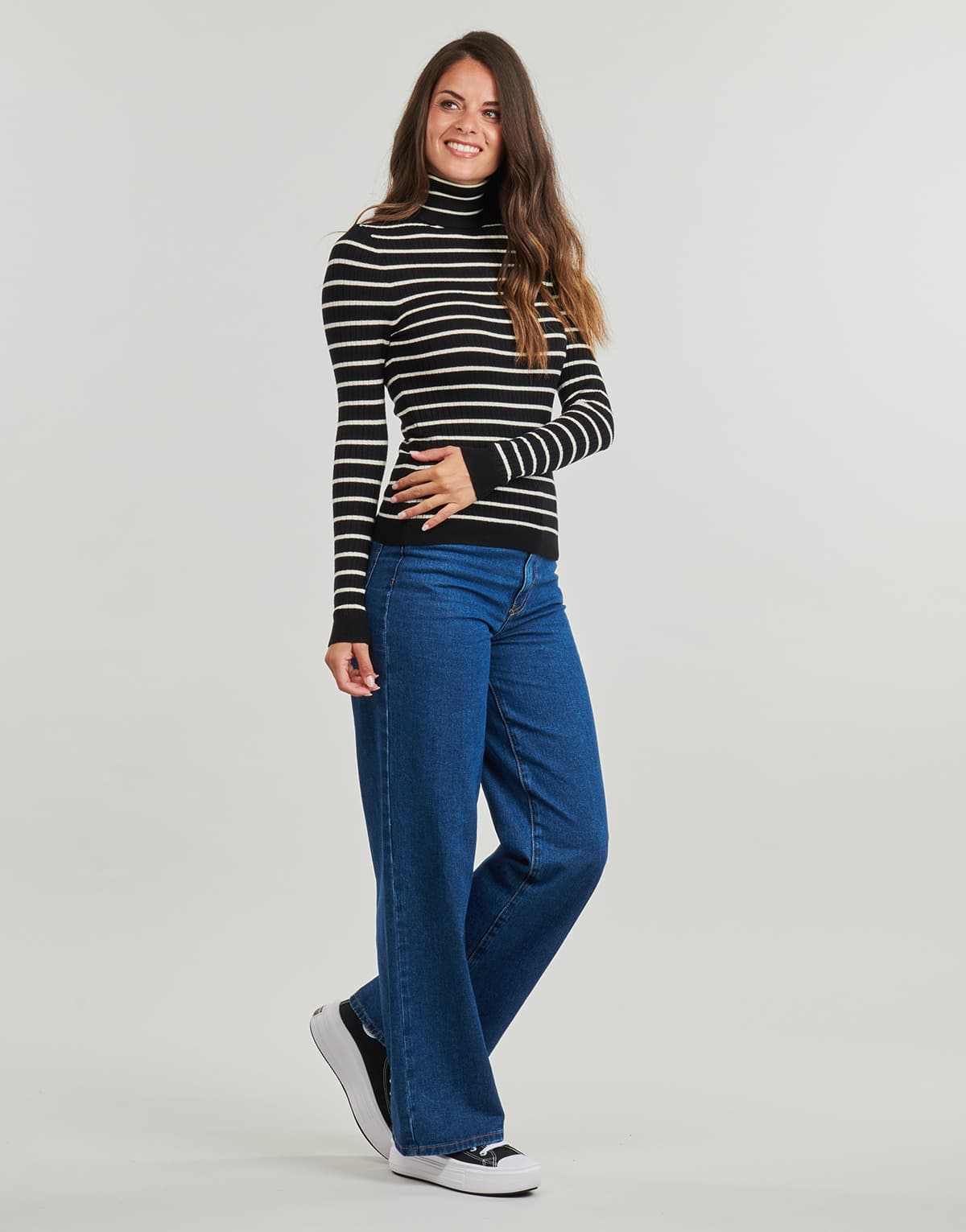 Women's Sweaters Only Black