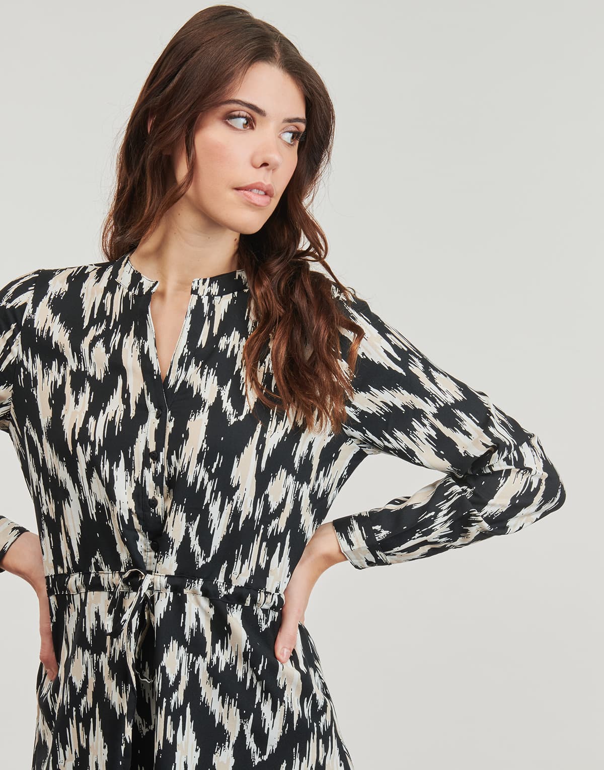 Women's T-Shirts Only Black