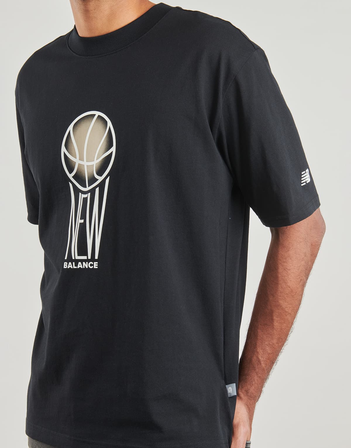 Men's T-Shirts New Balance Black