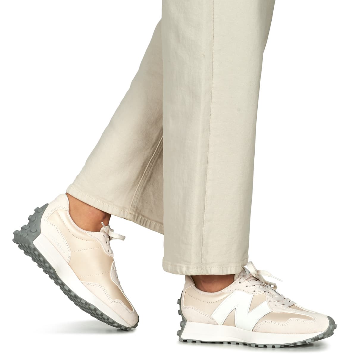 Women's Sneakers New Balance Beige