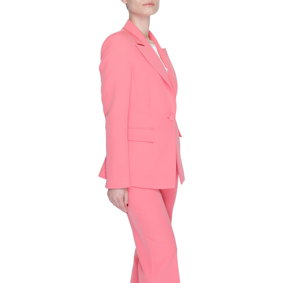 Women's Blazers Silence Red