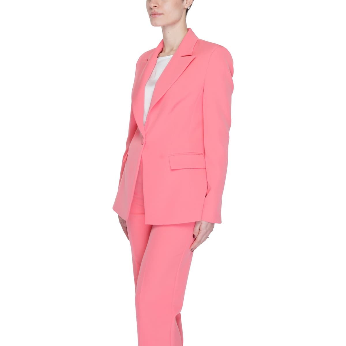 Women's Blazers Silence Red