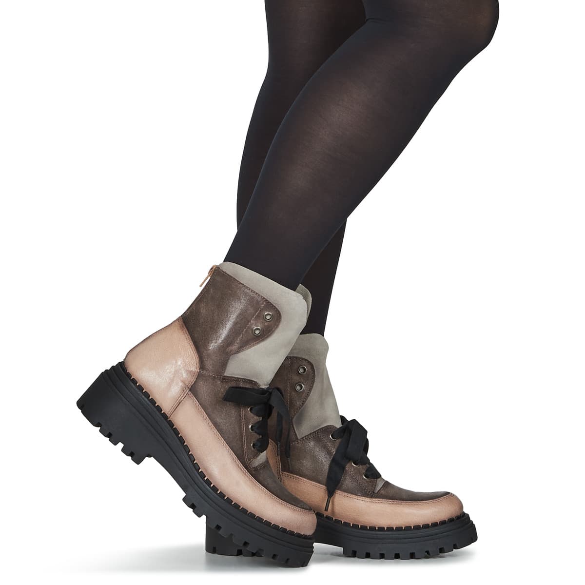 Women's Boots Casta Beige