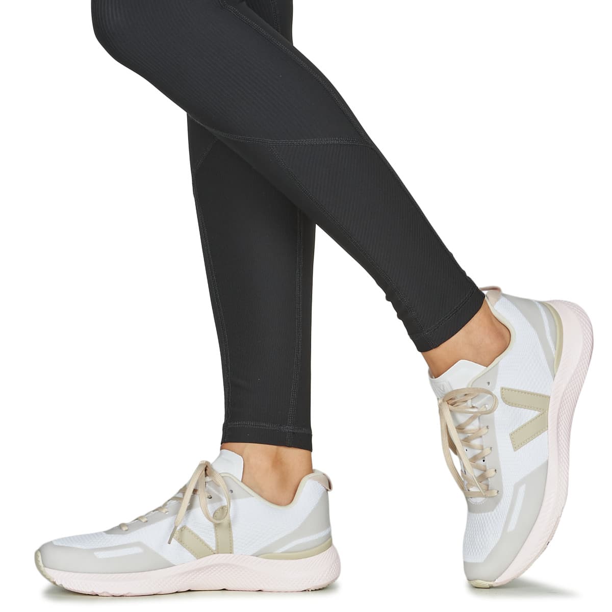 Women's Sneakers Veja White