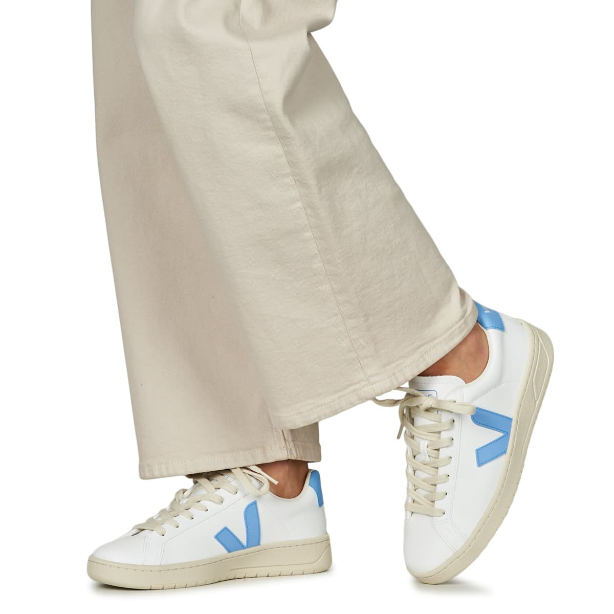 Women's Sneakers Veja White