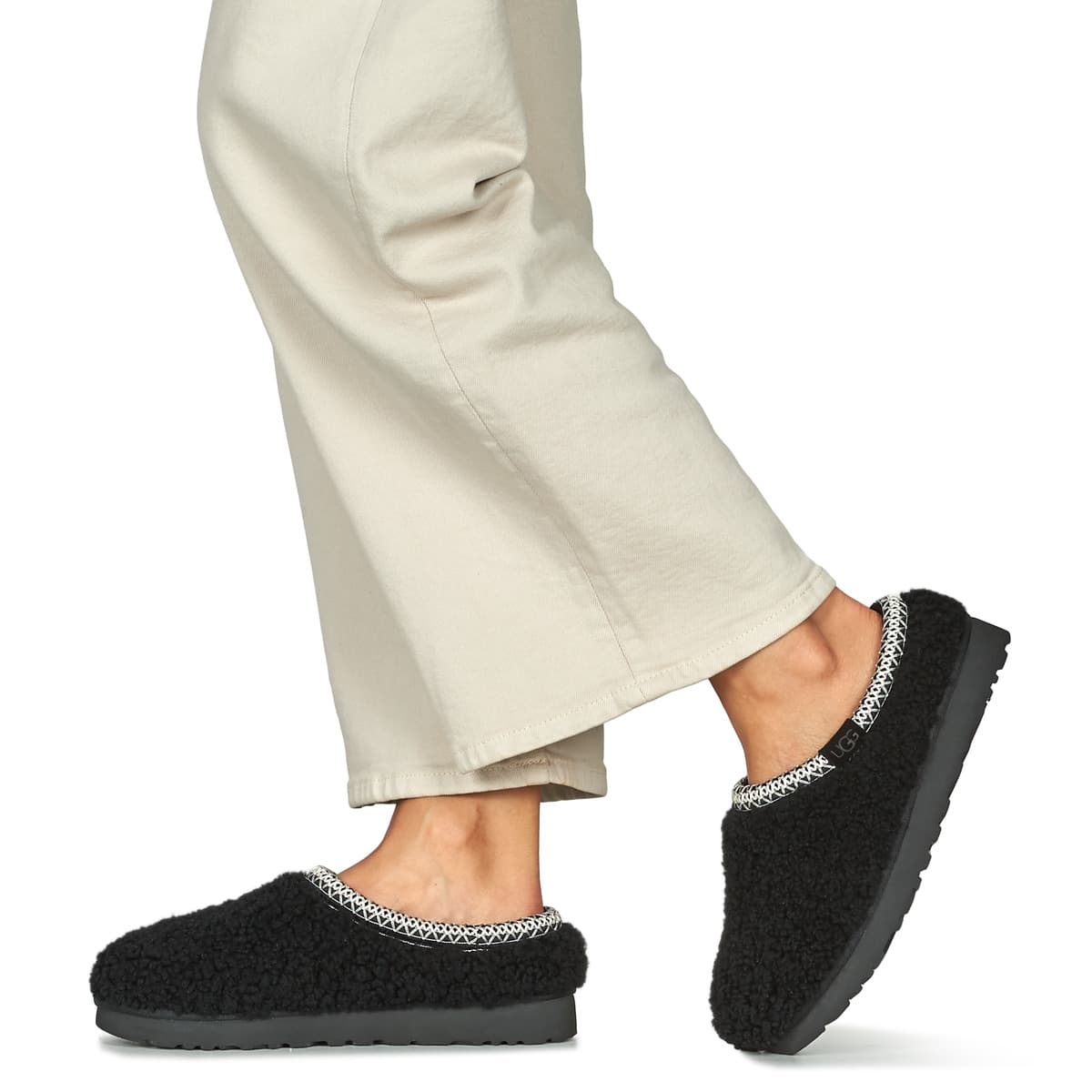 Women's House Slippers UGG Black