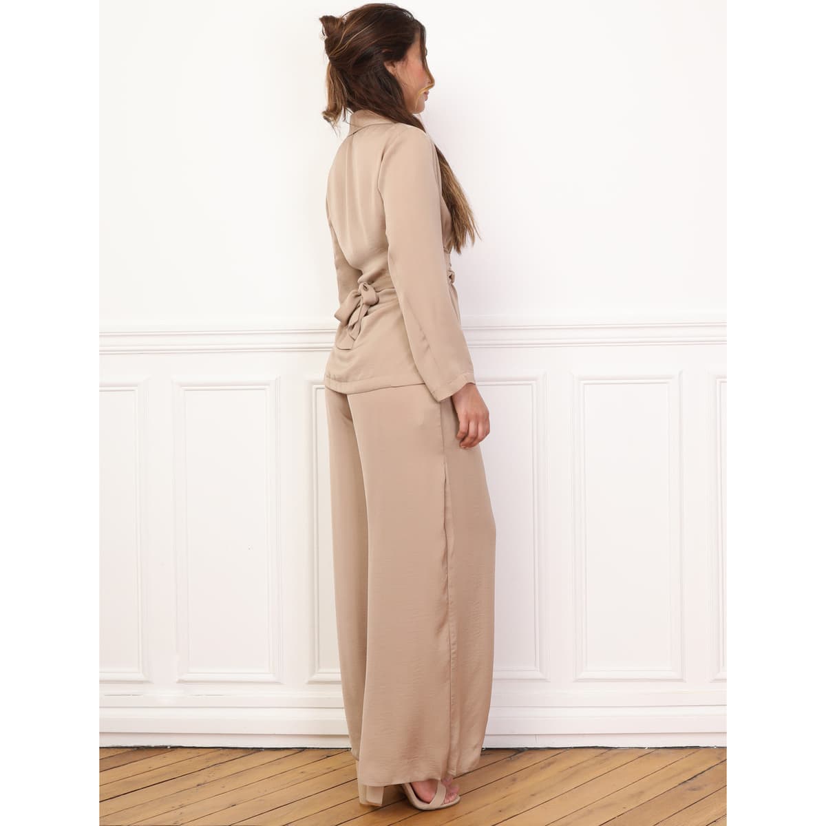 Women's Tracksuits La Modeuse Beige
