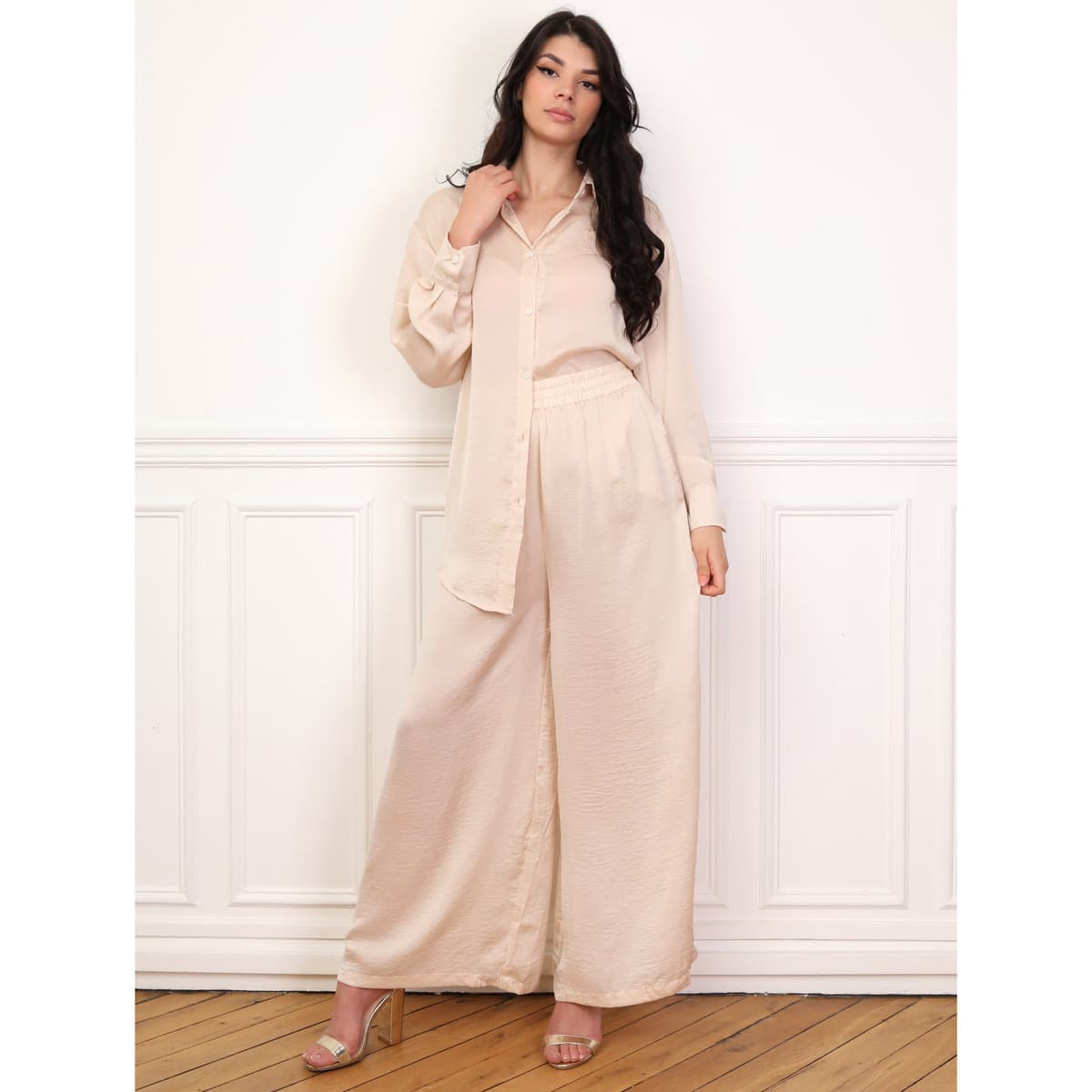 Women's Tracksuits La Modeuse Beige