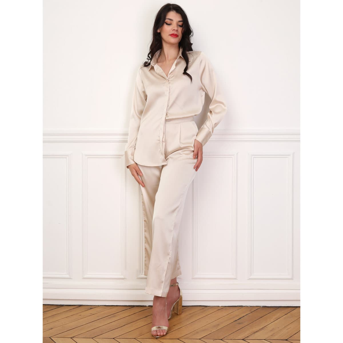 Women's Tracksuits La Modeuse Beige