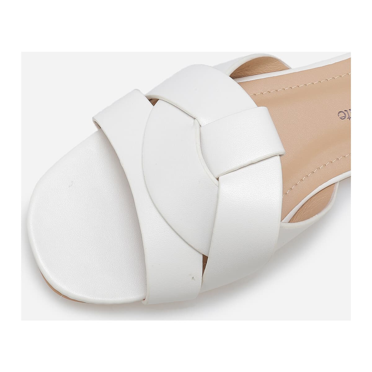 Women's Flip Flops La Modeuse White