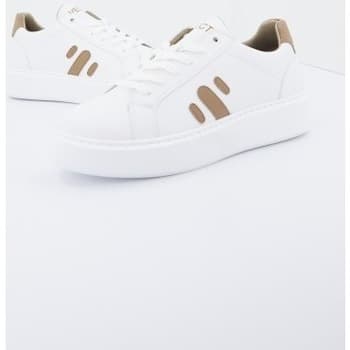 Women's Sneakers Vegtus White