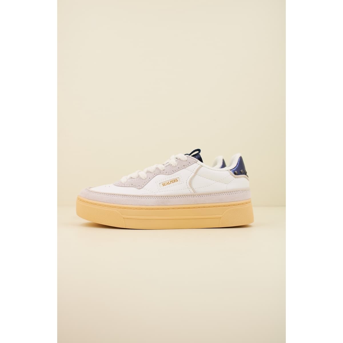 Women's Sneakers Scalpers White