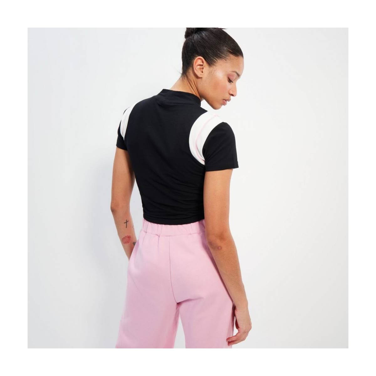 Women's T-Shirts Ellesse Black