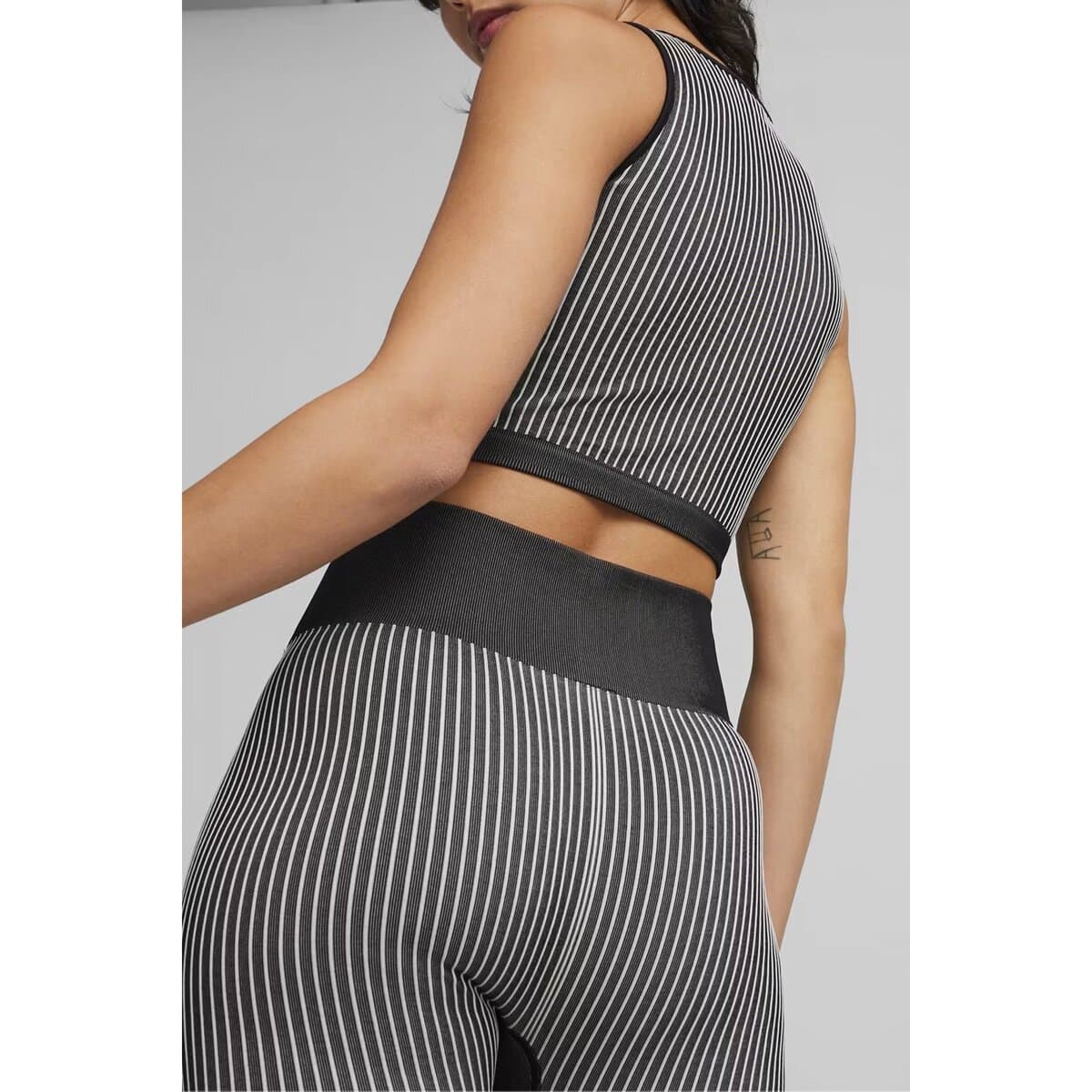 Women's T-Shirts Puma Black