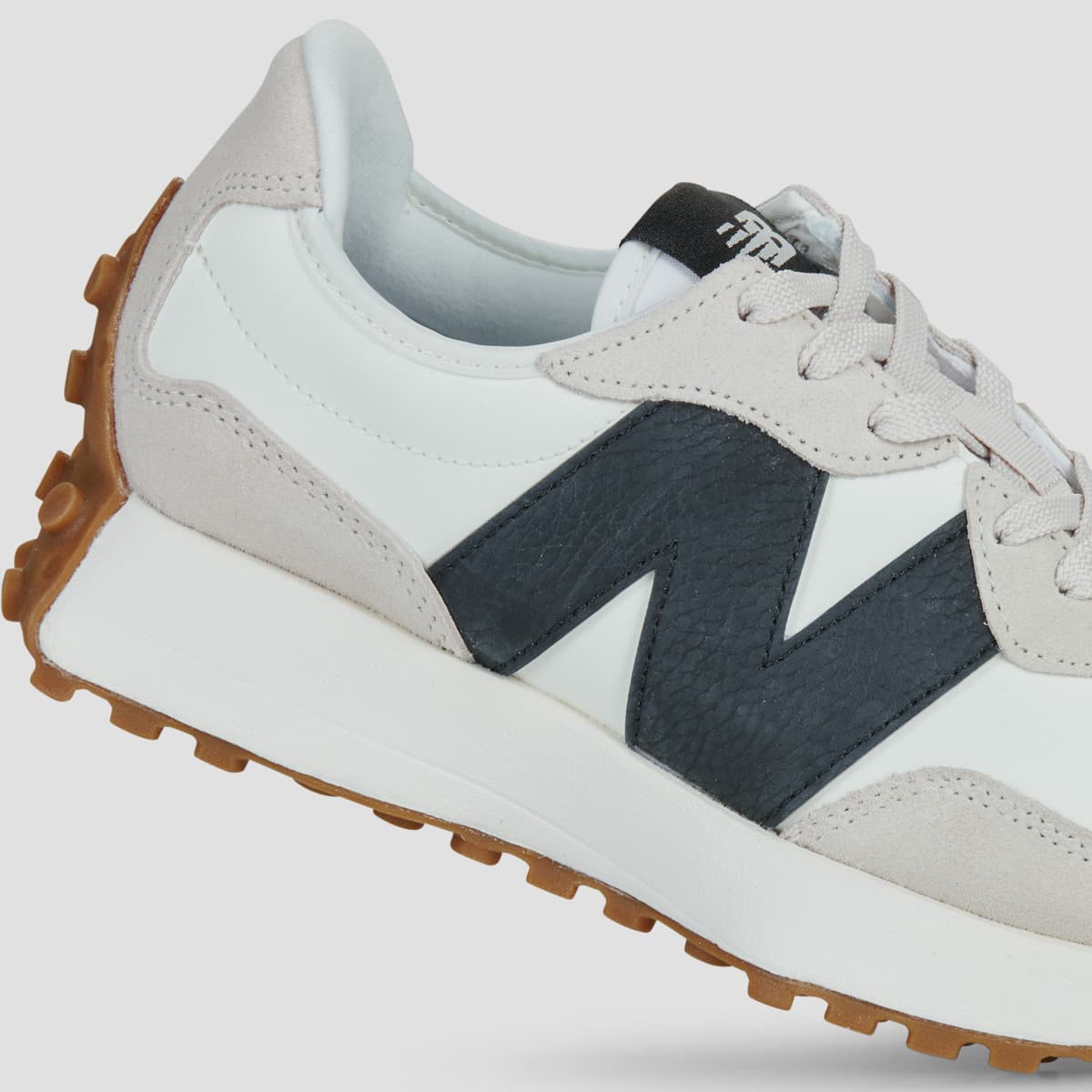 Men's Sneakers New Balance Beige