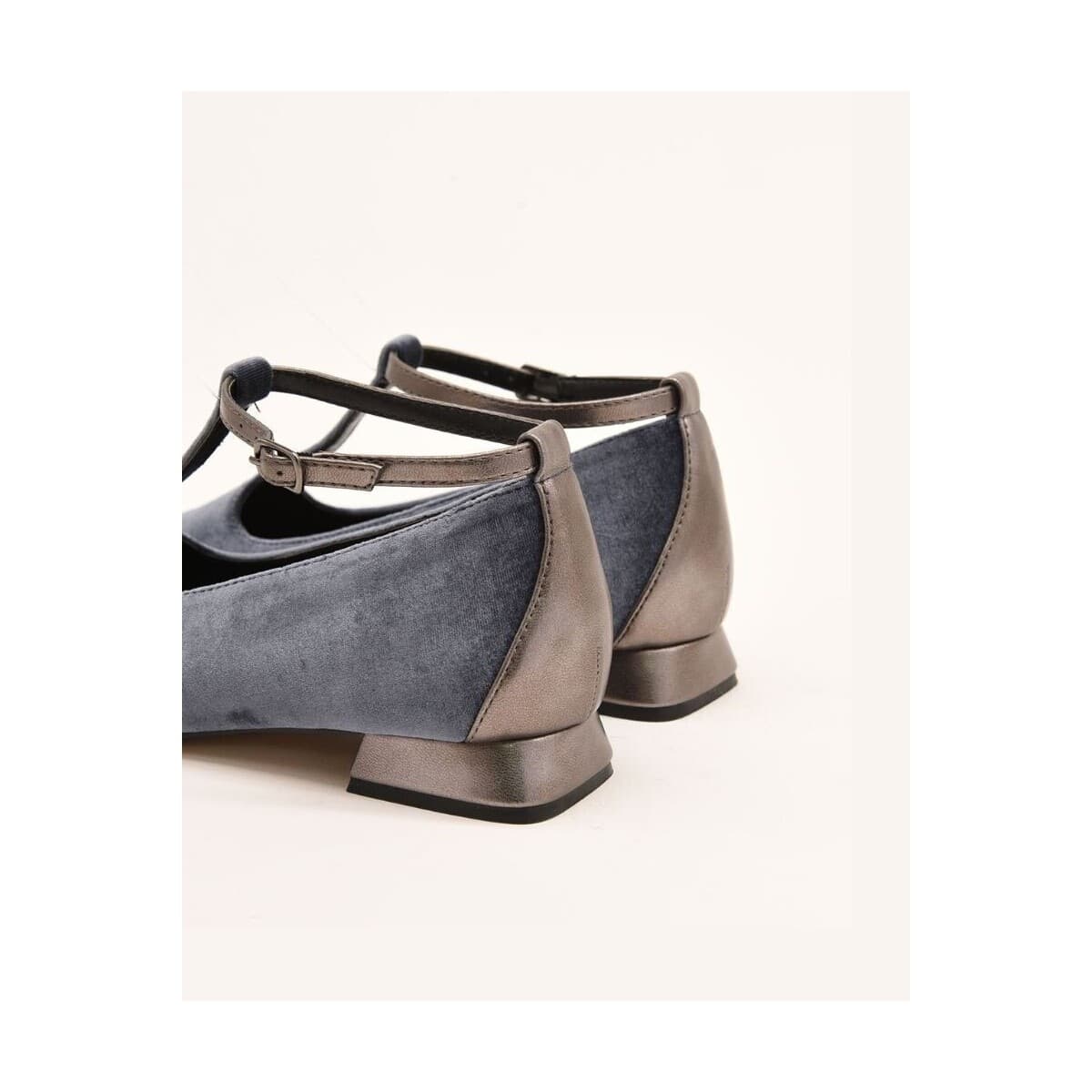 Women's Ballet Flats Azarey Gray